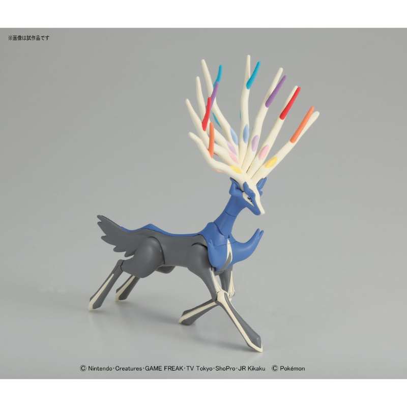 Figura Xerneas Bandai Plamo Select Series